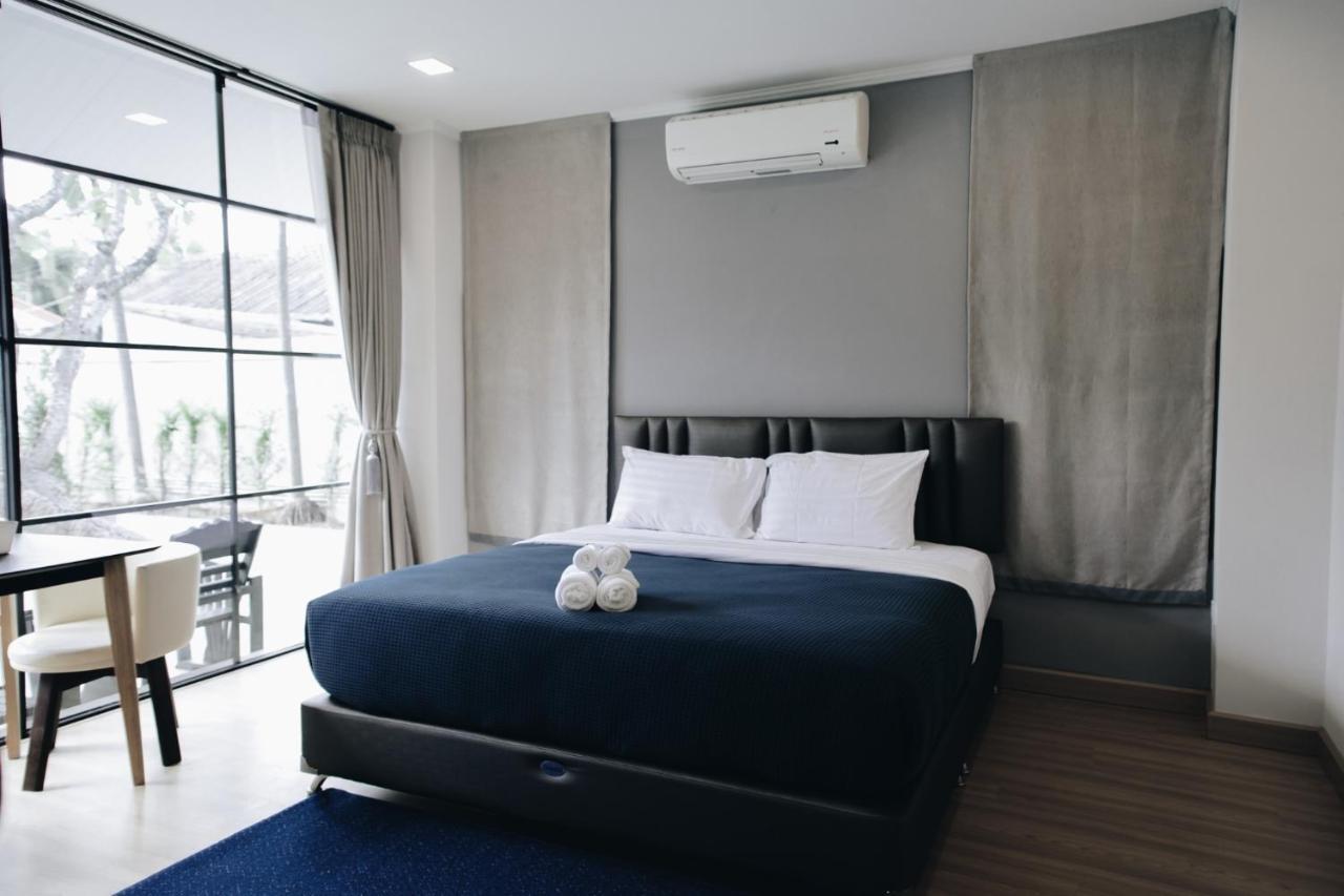 La Riva Boutique Hotel Kamphaeng Phet Exterior foto