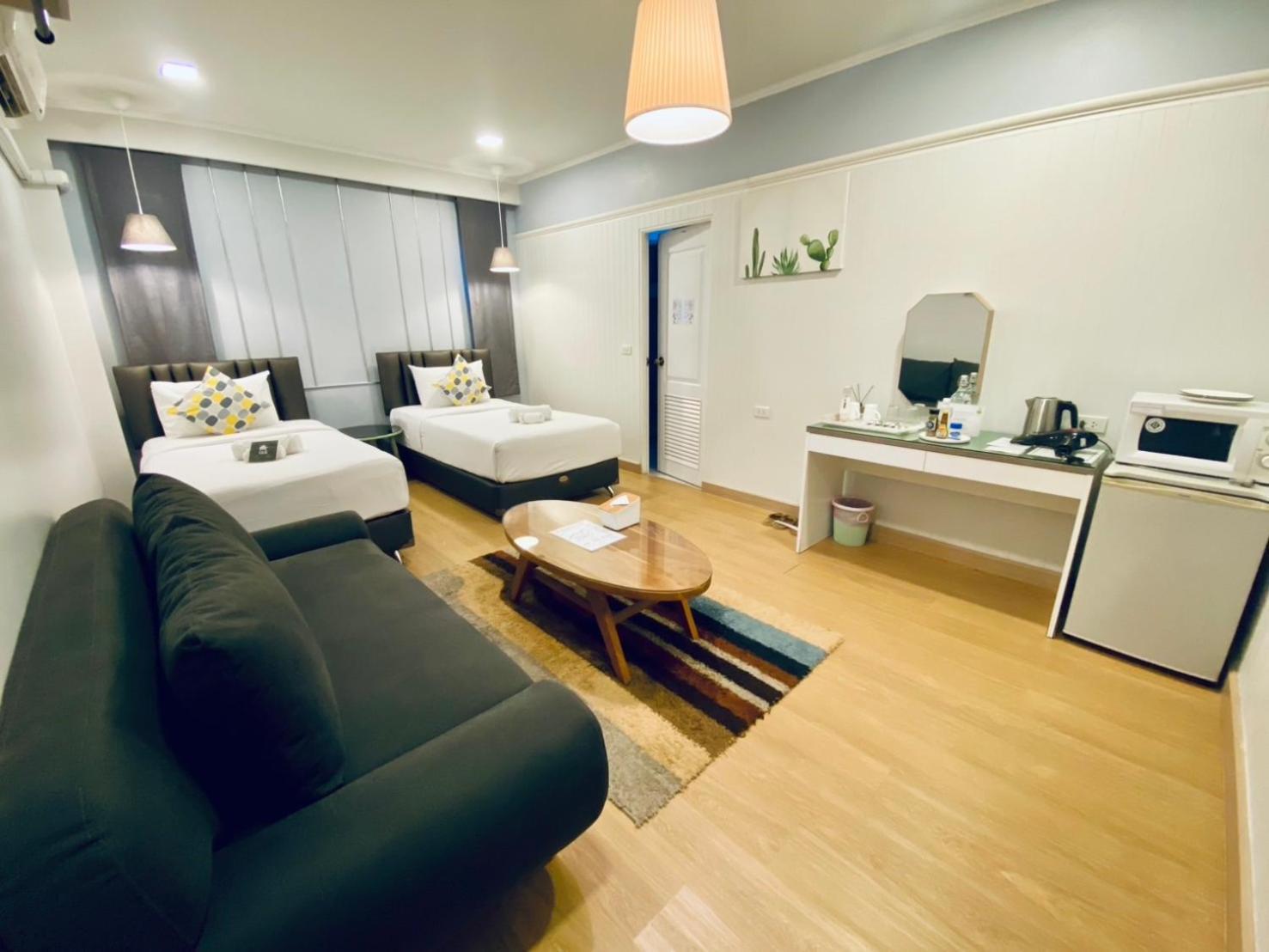 La Riva Boutique Hotel Kamphaeng Phet Exterior foto