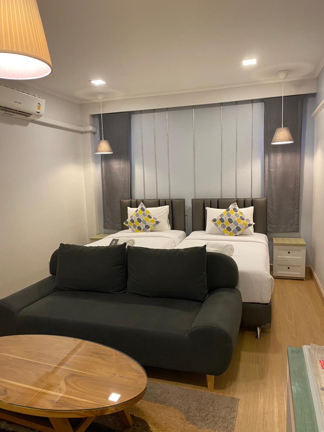 La Riva Boutique Hotel Kamphaeng Phet Exterior foto